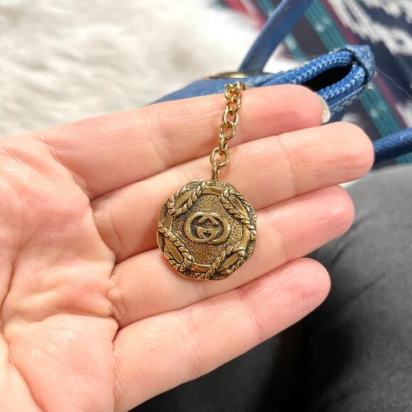 Gucci Vintage Oversized Clutch Wristlet Pouch Logo Medallion Blue - Picture 7 of 11